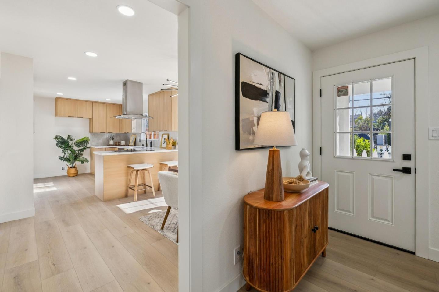 Detail Gallery Image 9 of 45 For 1686 Mercy St, Mountain View,  CA 94041 - 2 Beds | 2 Baths