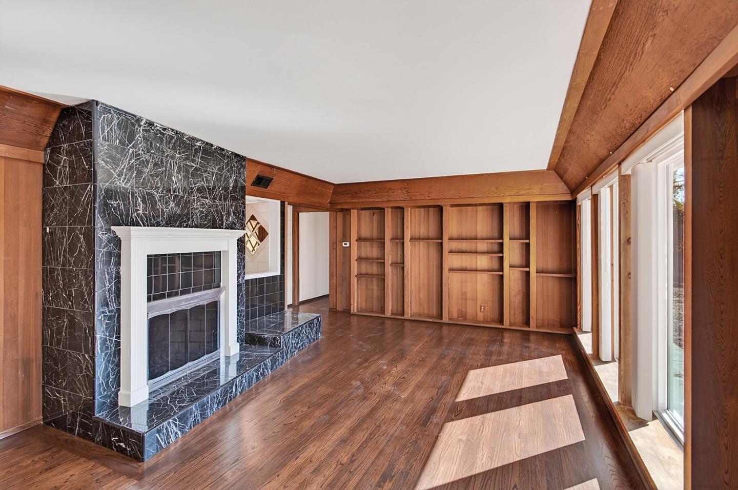 Detail Gallery Image 10 of 31 For 19150 Brookhaven Dr, Saratoga,  CA 95070 - 3 Beds | 2 Baths