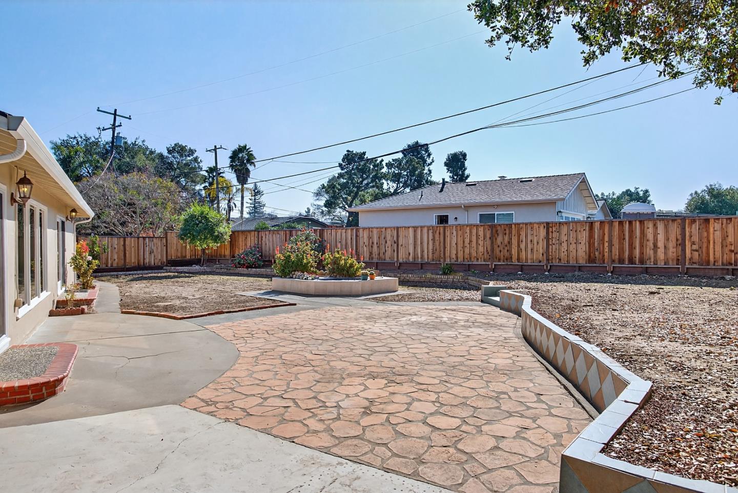 Detail Gallery Image 15 of 31 For 19150 Brookhaven Dr, Saratoga,  CA 95070 - 3 Beds | 2 Baths