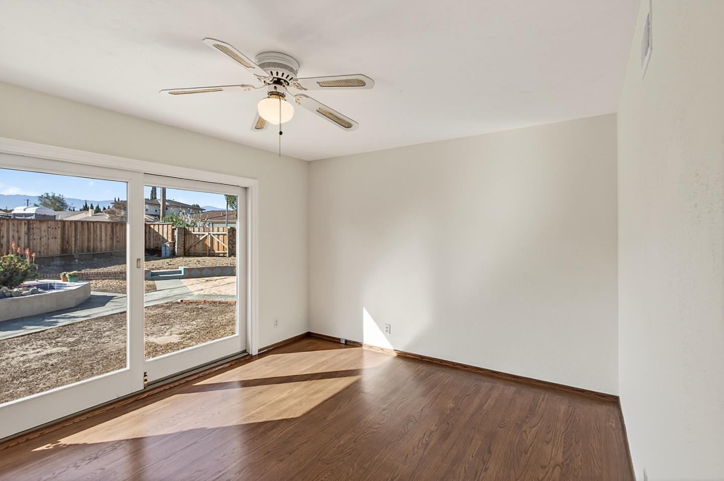 Detail Gallery Image 23 of 31 For 19150 Brookhaven Dr, Saratoga,  CA 95070 - 3 Beds | 2 Baths