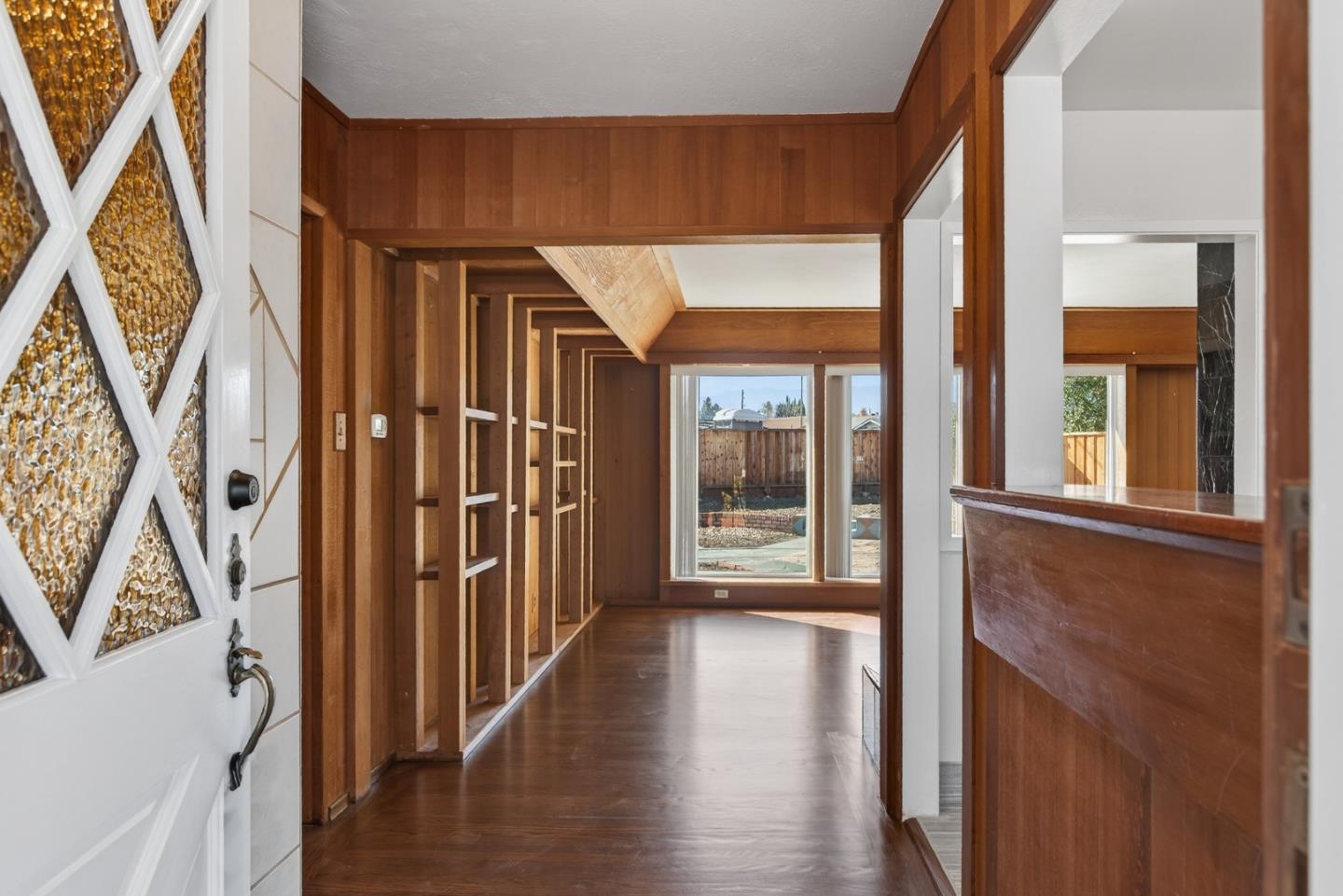 Detail Gallery Image 7 of 31 For 19150 Brookhaven Dr, Saratoga,  CA 95070 - 3 Beds | 2 Baths