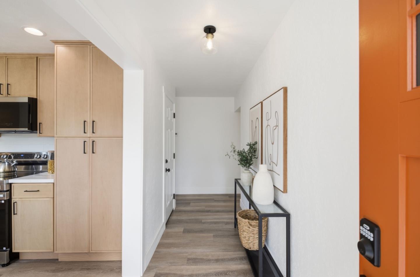 Detail Gallery Image 2 of 43 For 2478 Oakes Dr, Hayward,  CA 94542 - 3 Beds | 2 Baths