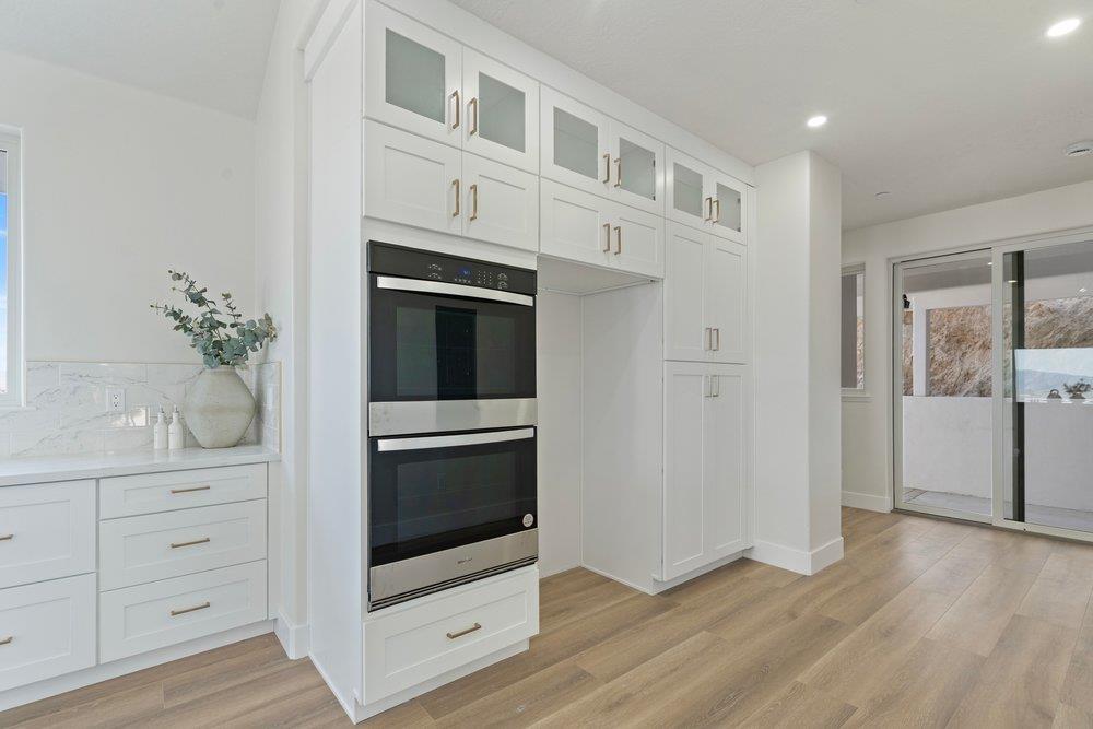 Detail Gallery Image 25 of 52 For 228 Pine Canyon Rd, Salinas,  CA 93908 - 3 Beds | 3/1 Baths
