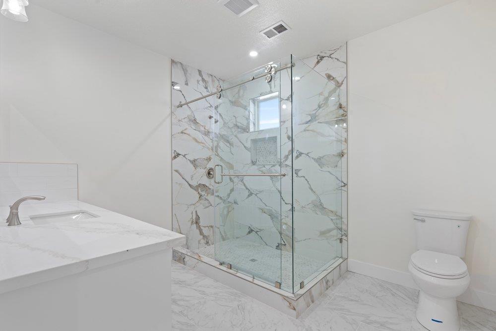 Detail Gallery Image 29 of 52 For 228 Pine Canyon Rd, Salinas,  CA 93908 - 3 Beds | 3/1 Baths