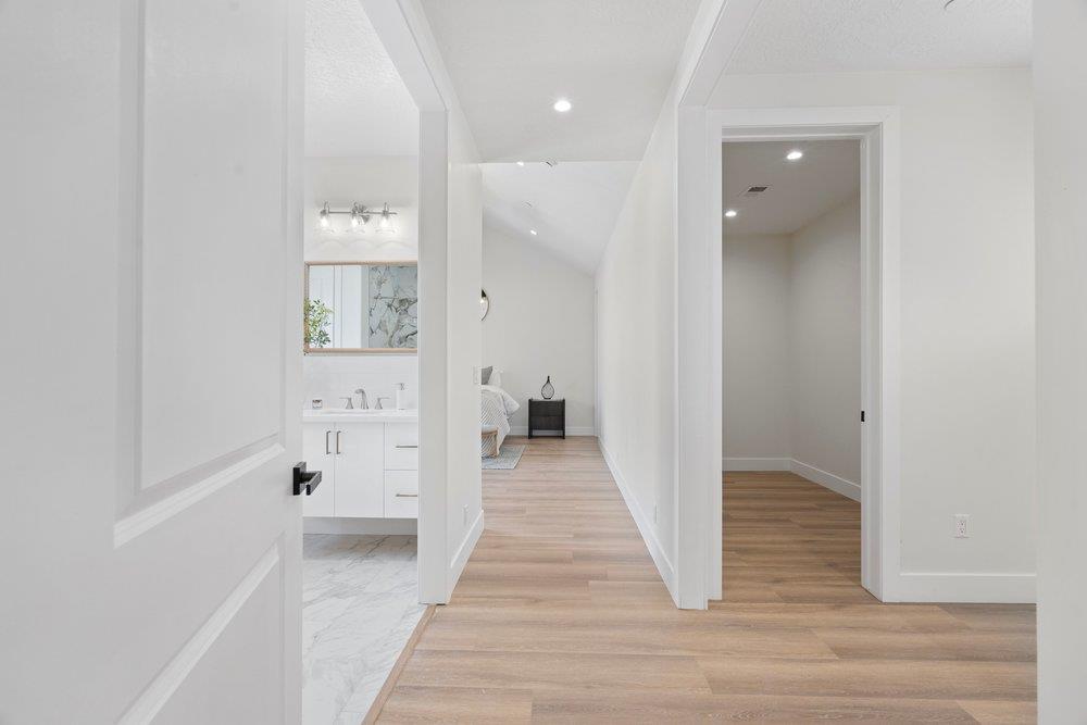 Detail Gallery Image 33 of 52 For 228 Pine Canyon Rd, Salinas,  CA 93908 - 3 Beds | 3/1 Baths