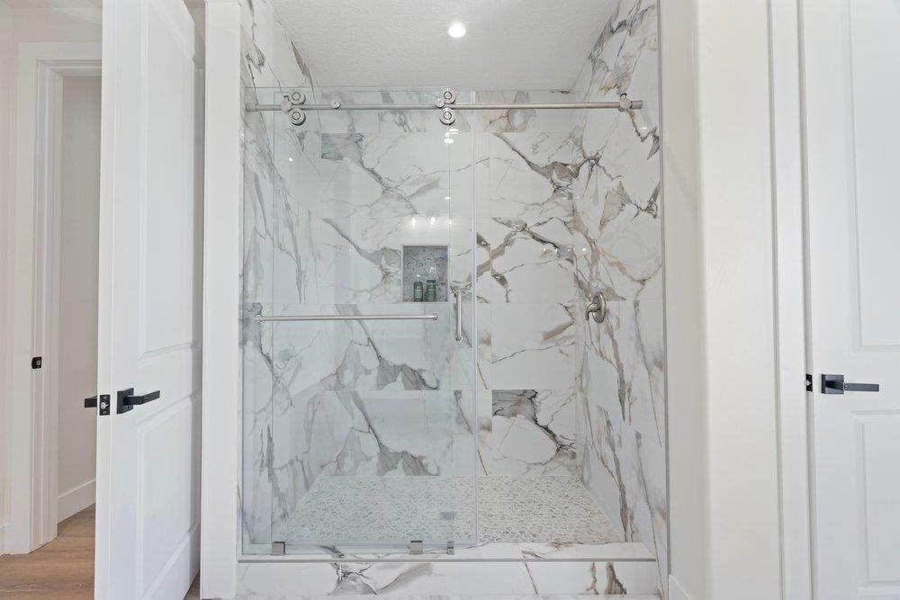 Detail Gallery Image 36 of 52 For 228 Pine Canyon Rd, Salinas,  CA 93908 - 3 Beds | 3/1 Baths