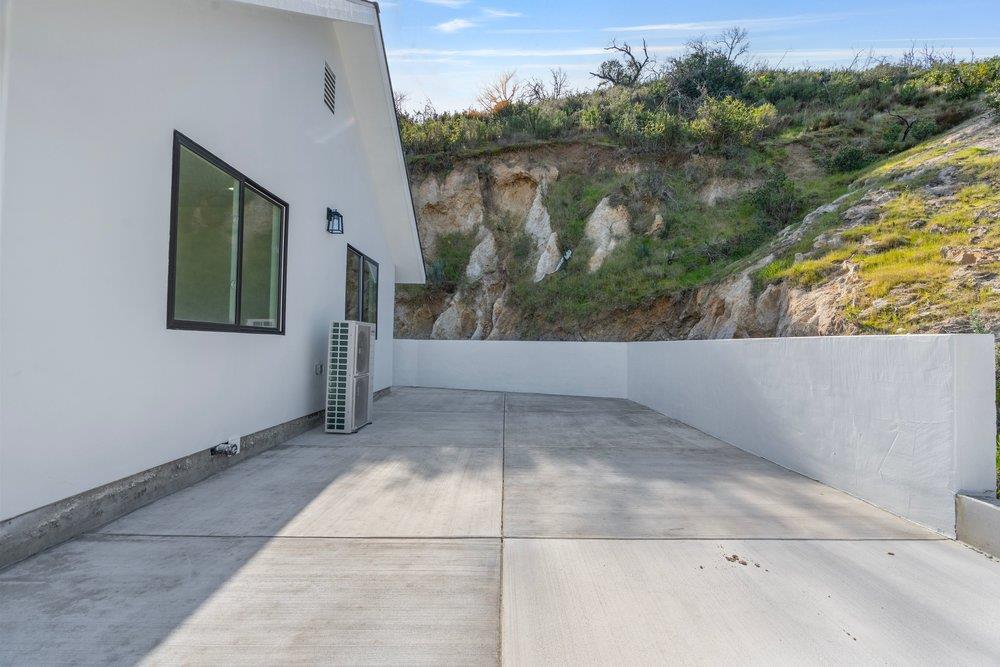 Detail Gallery Image 42 of 52 For 228 Pine Canyon Rd, Salinas,  CA 93908 - 3 Beds | 3/1 Baths