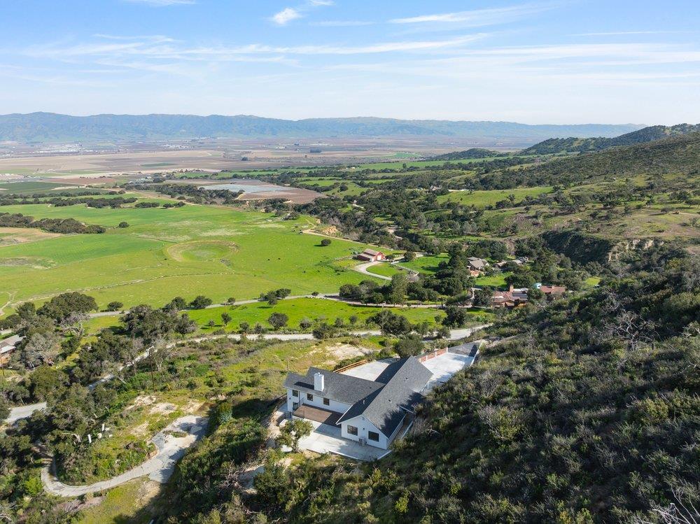 Detail Gallery Image 50 of 52 For 228 Pine Canyon Rd, Salinas,  CA 93908 - 3 Beds | 3/1 Baths