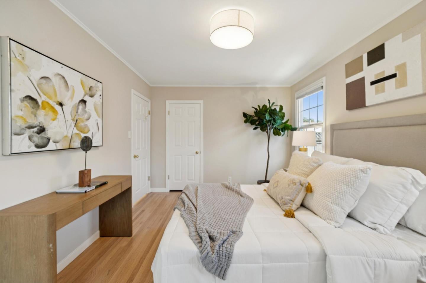 Detail Gallery Image 13 of 27 For 656 Magnolia Dr, San Mateo,  CA 94402 - 2 Beds | 2 Baths