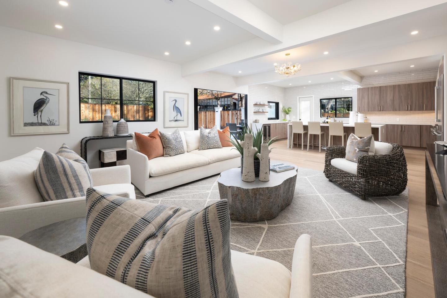 Detail Gallery Image 17 of 39 For 150 Clark Dr, San Mateo,  CA 94402 - 5 Beds | 5 Baths