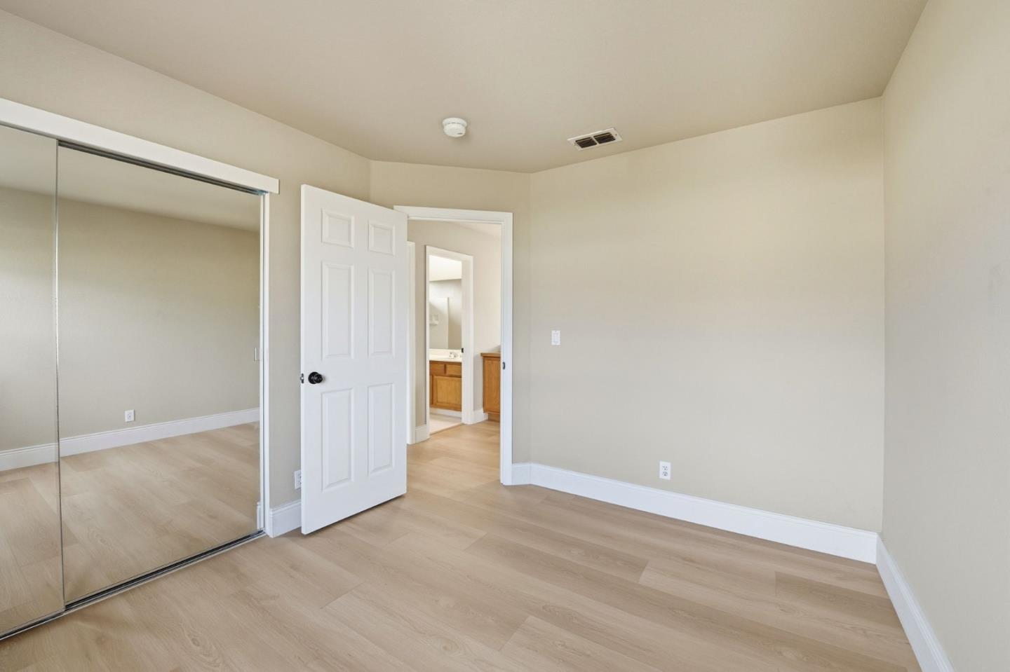 Detail Gallery Image 22 of 42 For 29026 Hillview St, Hayward,  CA 94544 - 4 Beds | 3 Baths