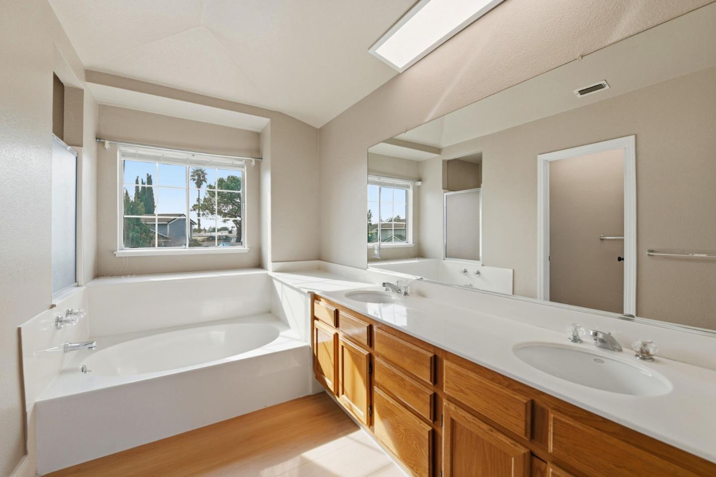 Detail Gallery Image 33 of 42 For 29026 Hillview St, Hayward,  CA 94544 - 4 Beds | 3 Baths