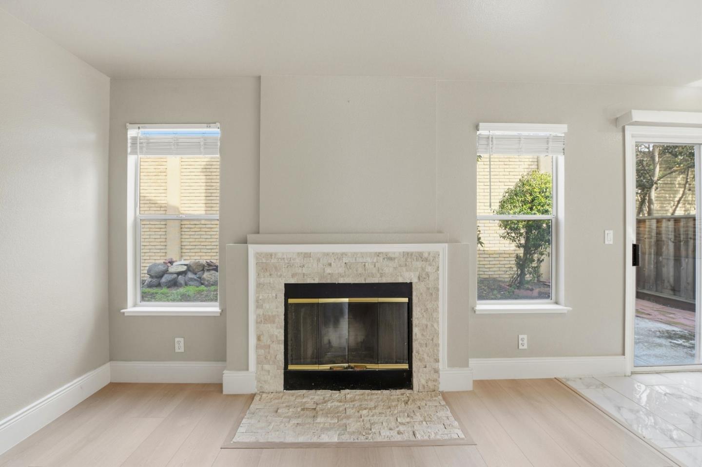 Detail Gallery Image 8 of 42 For 29026 Hillview St, Hayward,  CA 94544 - 4 Beds | 3 Baths