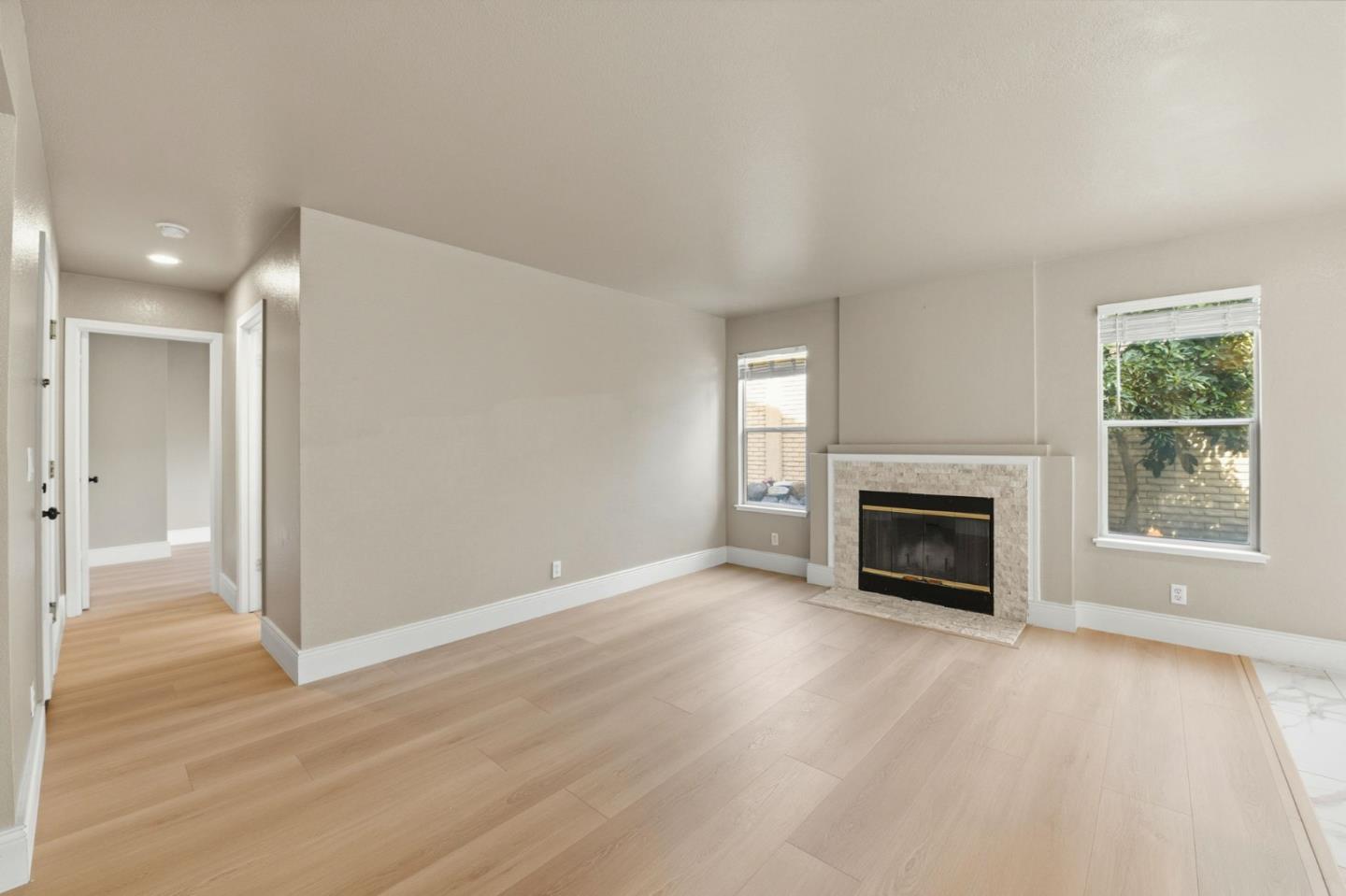 Detail Gallery Image 9 of 42 For 29026 Hillview St, Hayward,  CA 94544 - 4 Beds | 3 Baths