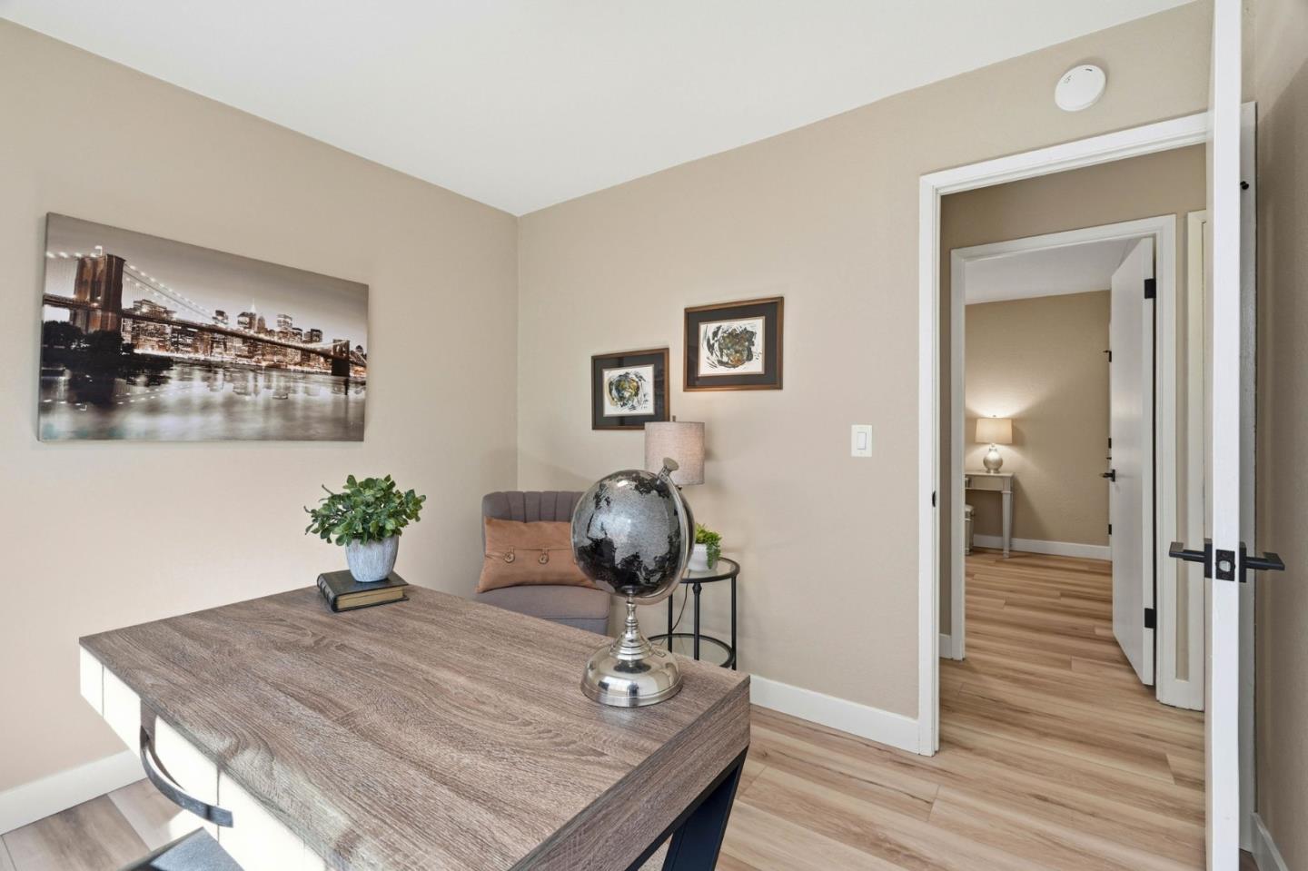 Detail Gallery Image 5 of 16 For 252 Vineyard Dr, San Jose,  CA 95119 - 4 Beds | 2 Baths