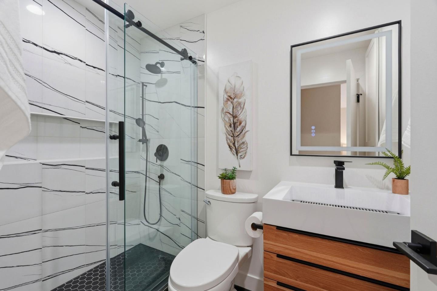 Detail Gallery Image 9 of 16 For 252 Vineyard Dr, San Jose,  CA 95119 - 4 Beds | 2 Baths