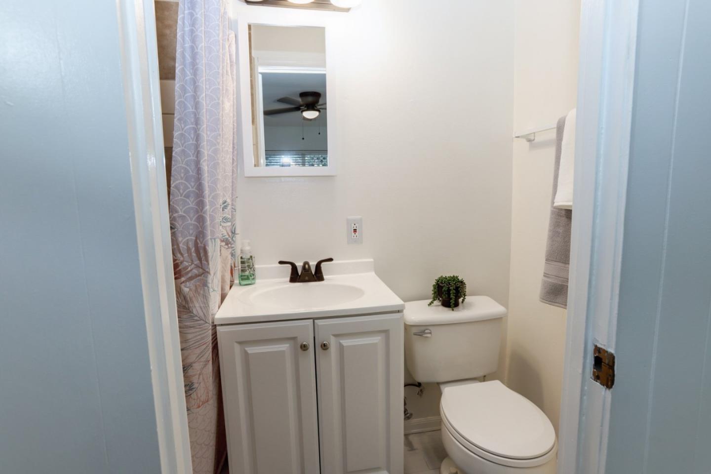 Detail Gallery Image 34 of 46 For 4461 Lullaby, San Jose,  CA 95111 - 3 Beds | 2 Baths