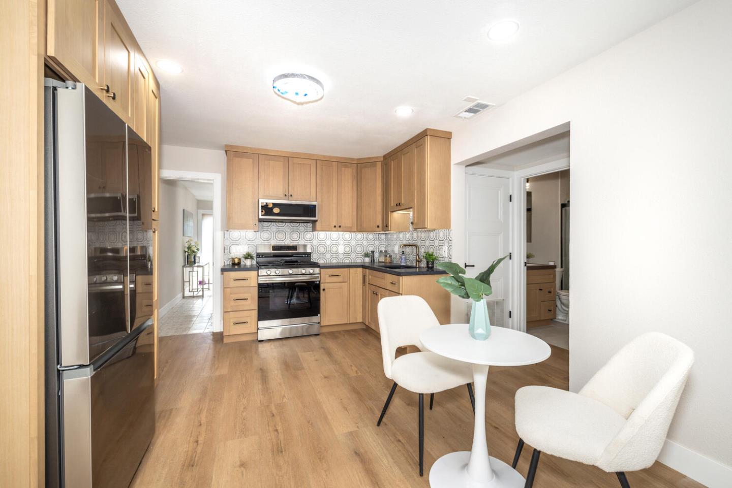 Detail Gallery Image 28 of 43 For 24 Tomaso Ct, San Francisco,  CA 94134 - 4 Beds | 2 Baths