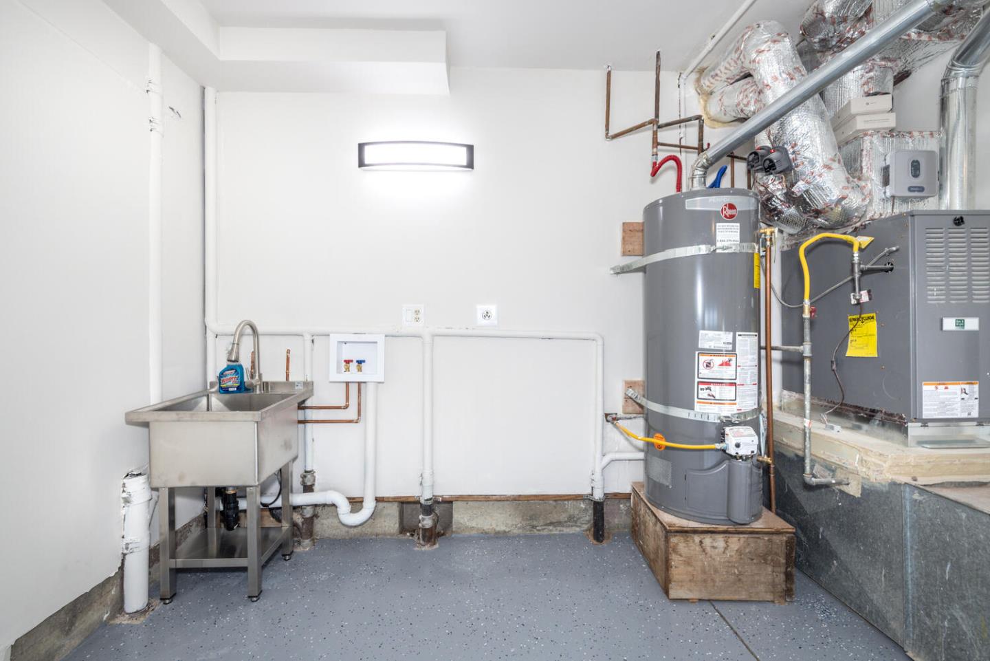 Detail Gallery Image 37 of 43 For 24 Tomaso Ct, San Francisco,  CA 94134 - 4 Beds | 2 Baths