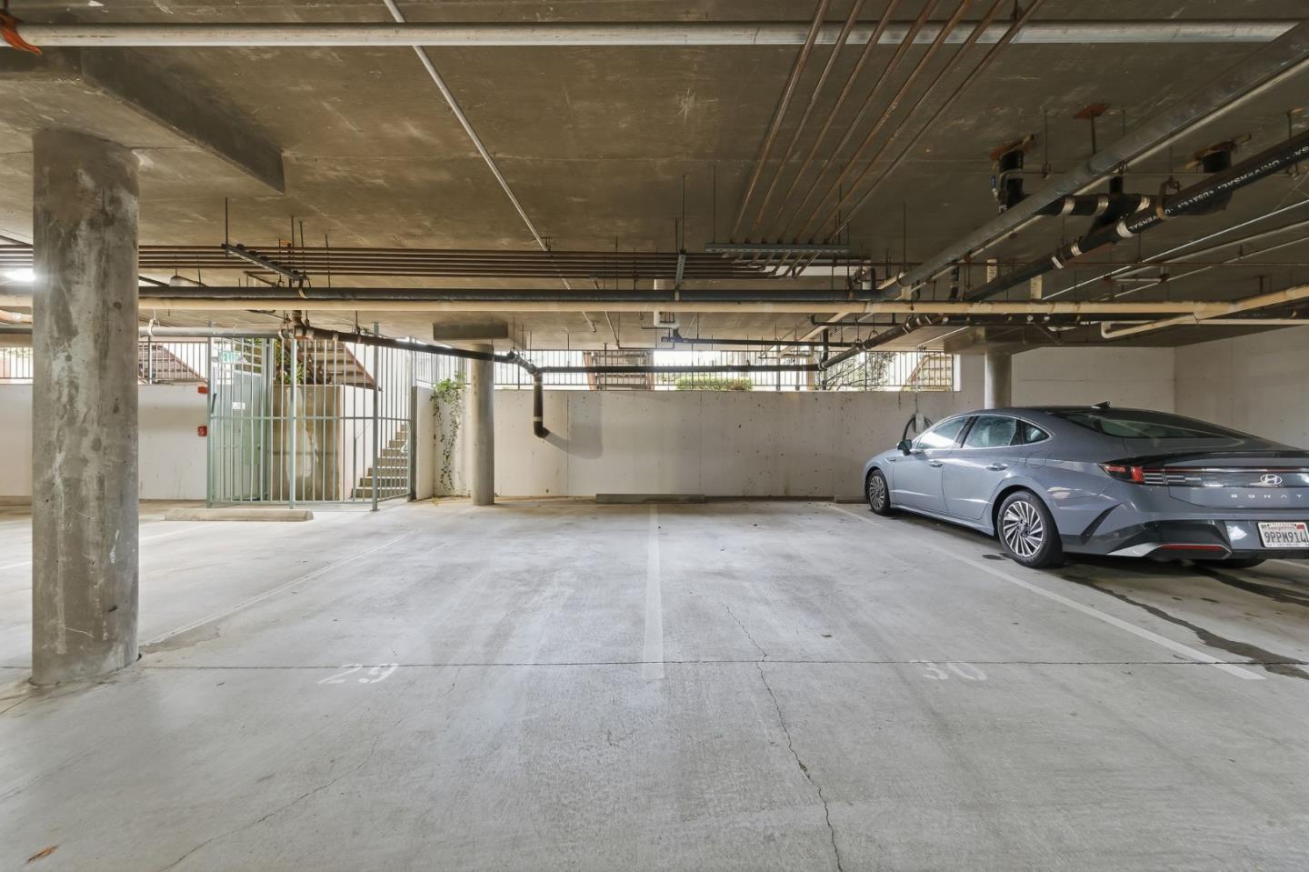 Detail Gallery Image 28 of 37 For 25 Mcaker Ct #103,  San Mateo,  CA 94403 - 3 Beds | 2/1 Baths