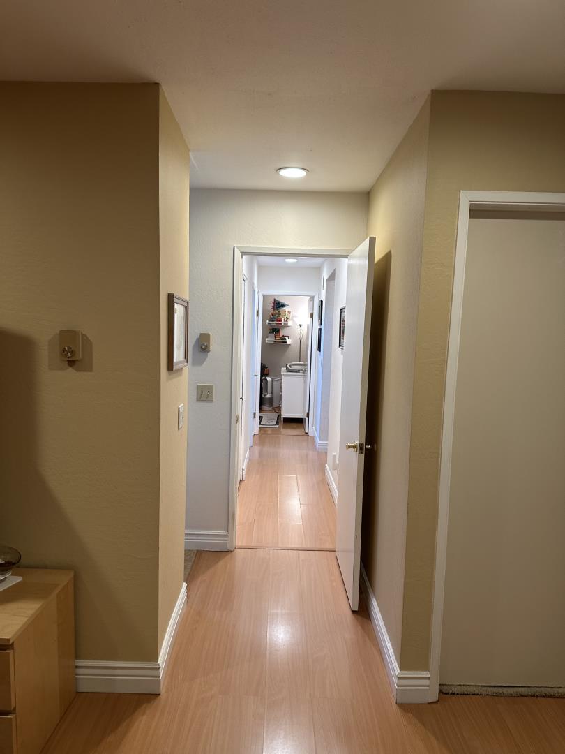 Detail Gallery Image 9 of 17 For 446 Barnegat Ln, Redwood City,  CA 94065 - 3 Beds | 2 Baths