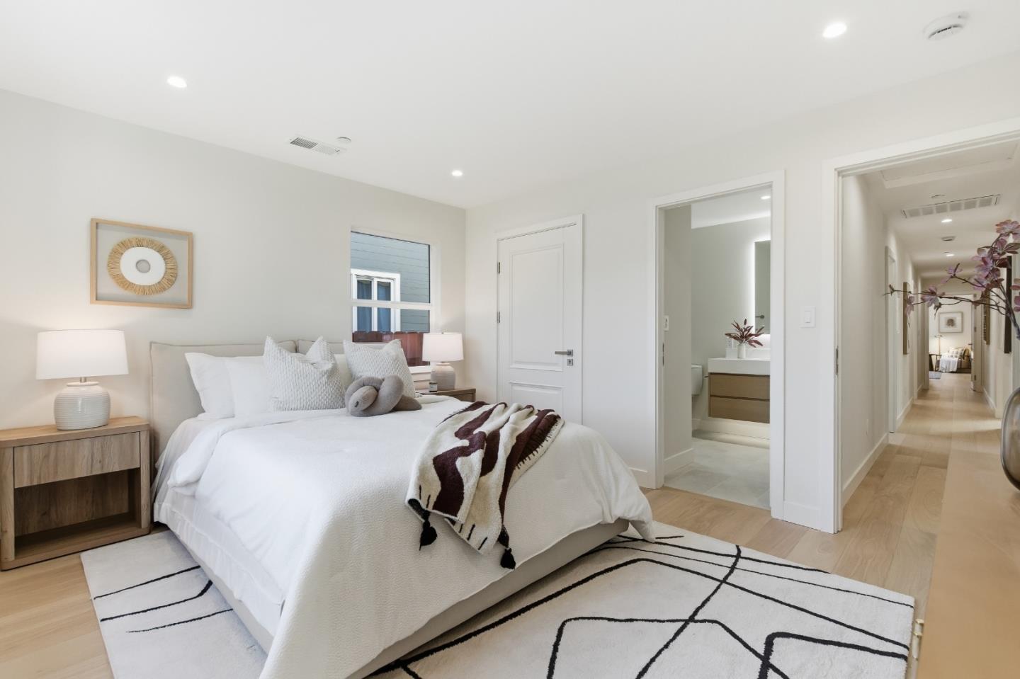 Detail Gallery Image 31 of 53 For 1531 Lorraine Ave, San Mateo,  CA 94401 - 4 Beds | 3 Baths