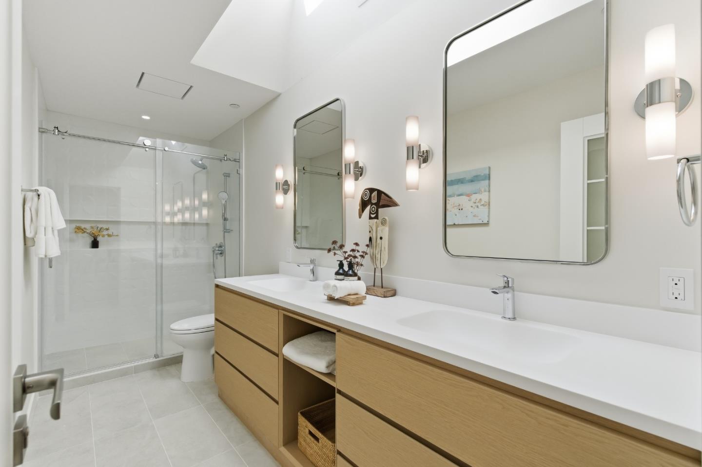 Detail Gallery Image 41 of 53 For 1531 Lorraine Ave, San Mateo,  CA 94401 - 4 Beds | 3 Baths