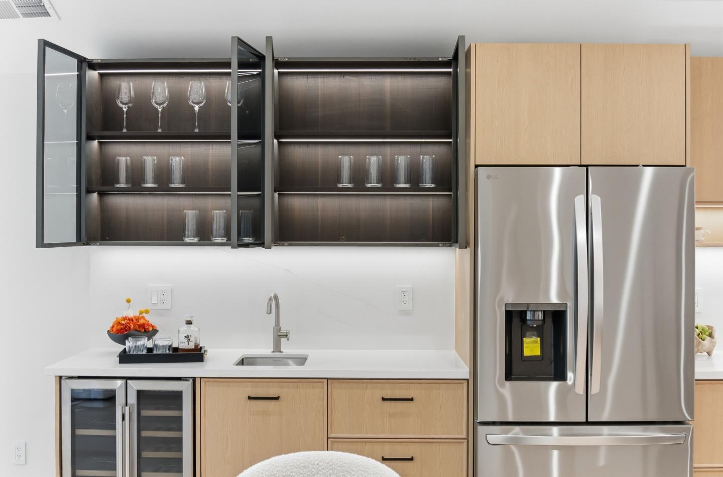 Detail Gallery Image 8 of 53 For 1531 Lorraine Ave, San Mateo,  CA 94401 - 4 Beds | 3 Baths