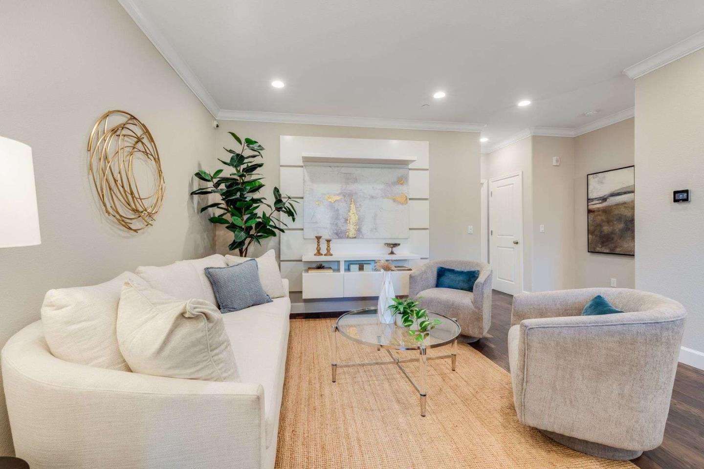 Detail Gallery Image 13 of 23 For 245 Spring Harvest Rd, Hayward,  CA 94544 - 3 Beds | 3 Baths