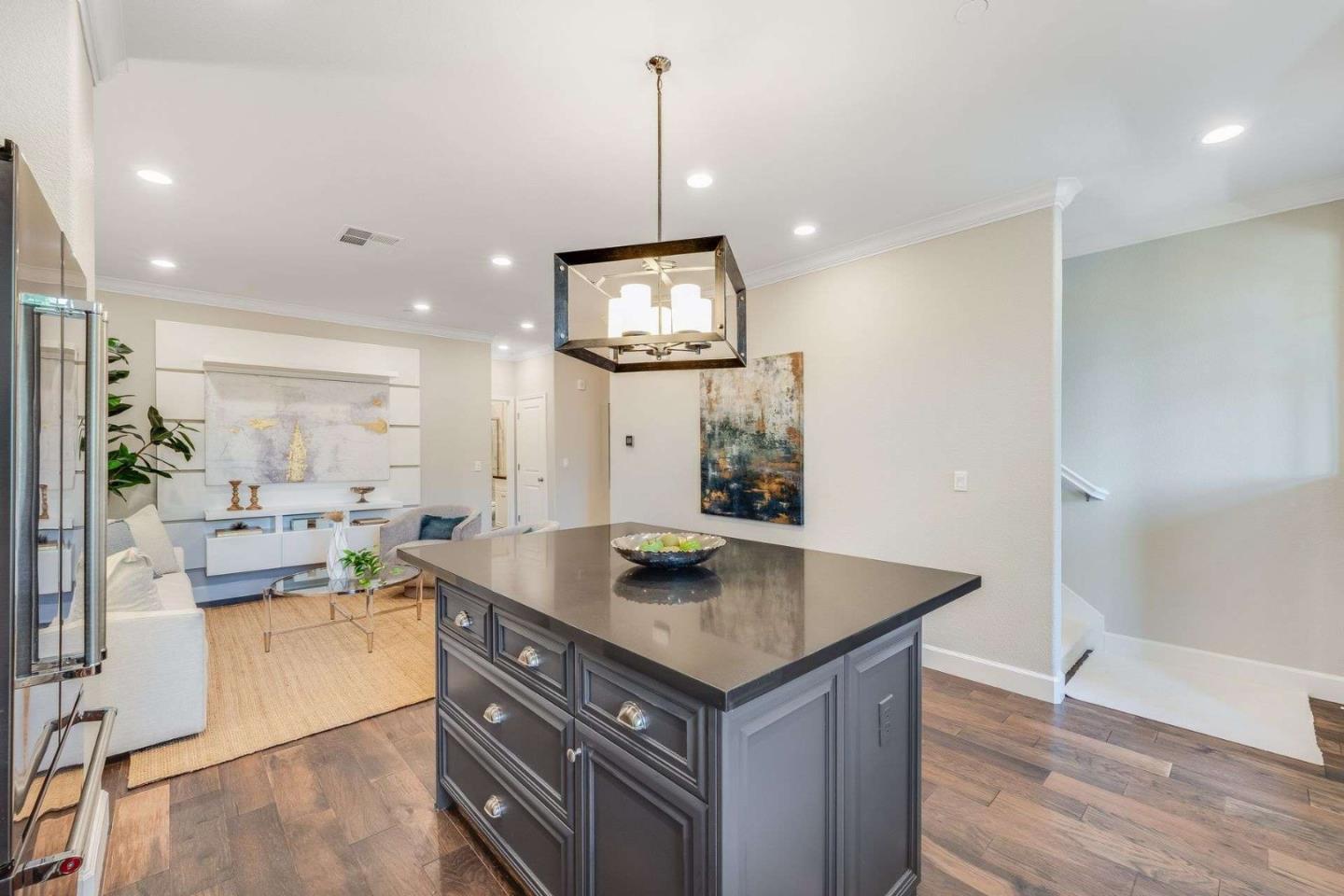 Detail Gallery Image 17 of 23 For 245 Spring Harvest Rd, Hayward,  CA 94544 - 3 Beds | 3 Baths