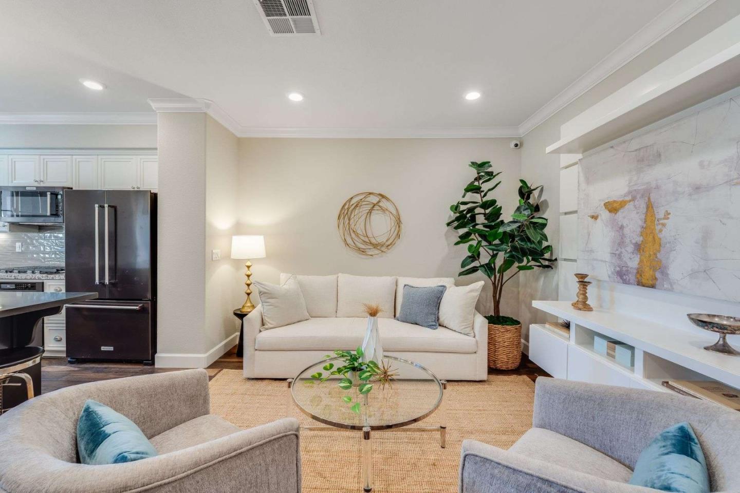 Detail Gallery Image 20 of 23 For 245 Spring Harvest Rd, Hayward,  CA 94544 - 3 Beds | 3 Baths