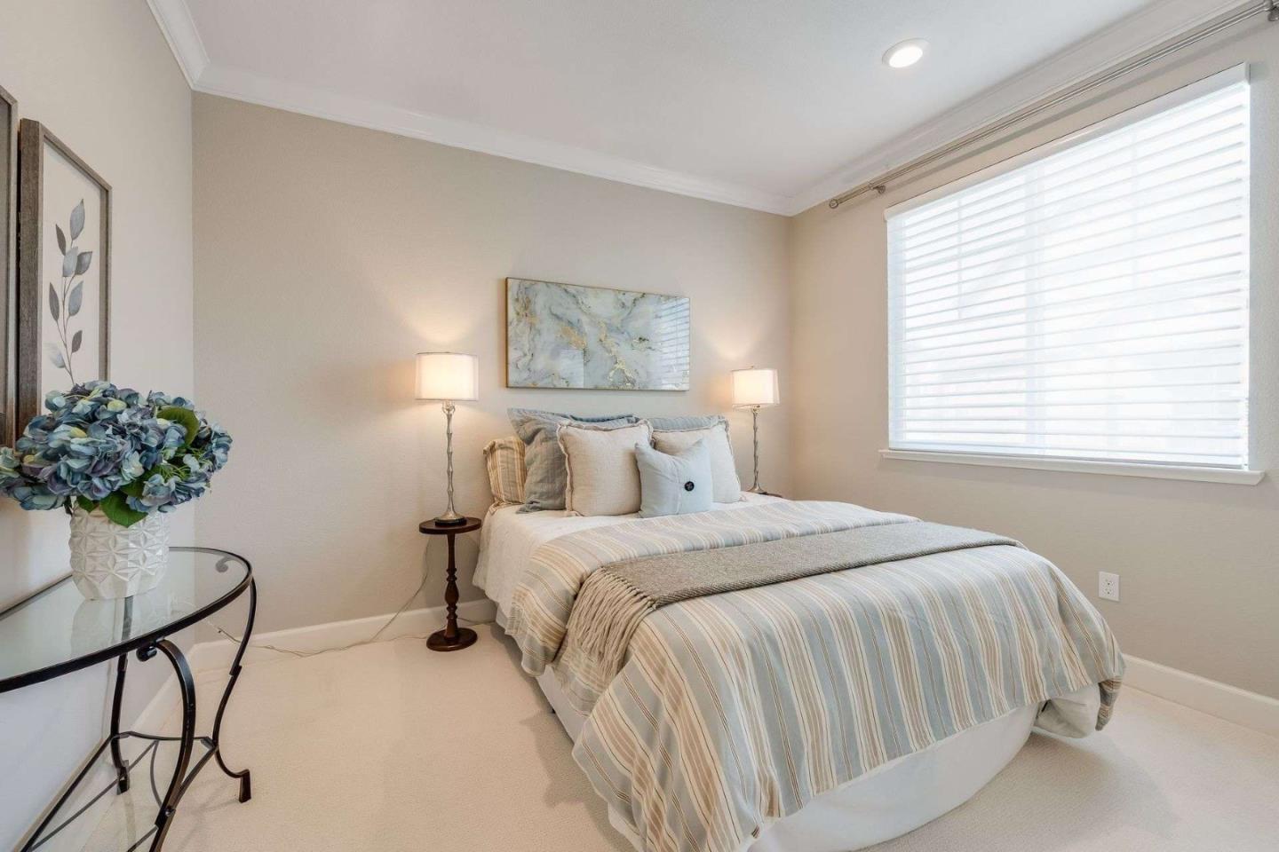 Detail Gallery Image 7 of 23 For 245 Spring Harvest Rd, Hayward,  CA 94544 - 3 Beds | 3 Baths