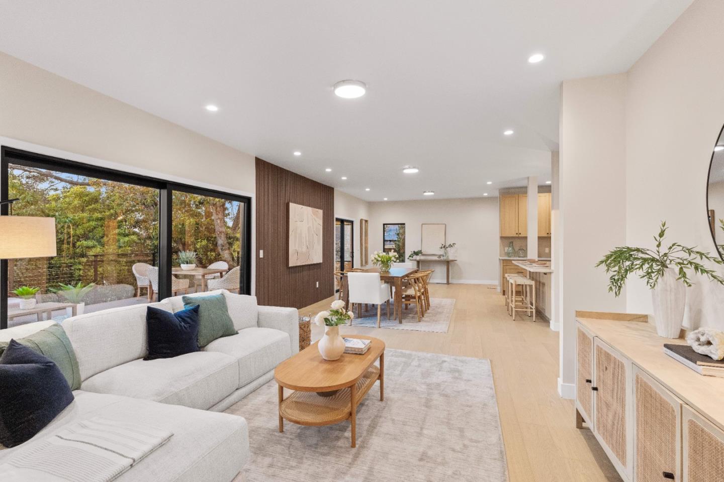 Detail Gallery Image 10 of 41 For 770 Santa Barbara Rd, Berkeley,  CA 94707 - 5 Beds | 3/1 Baths