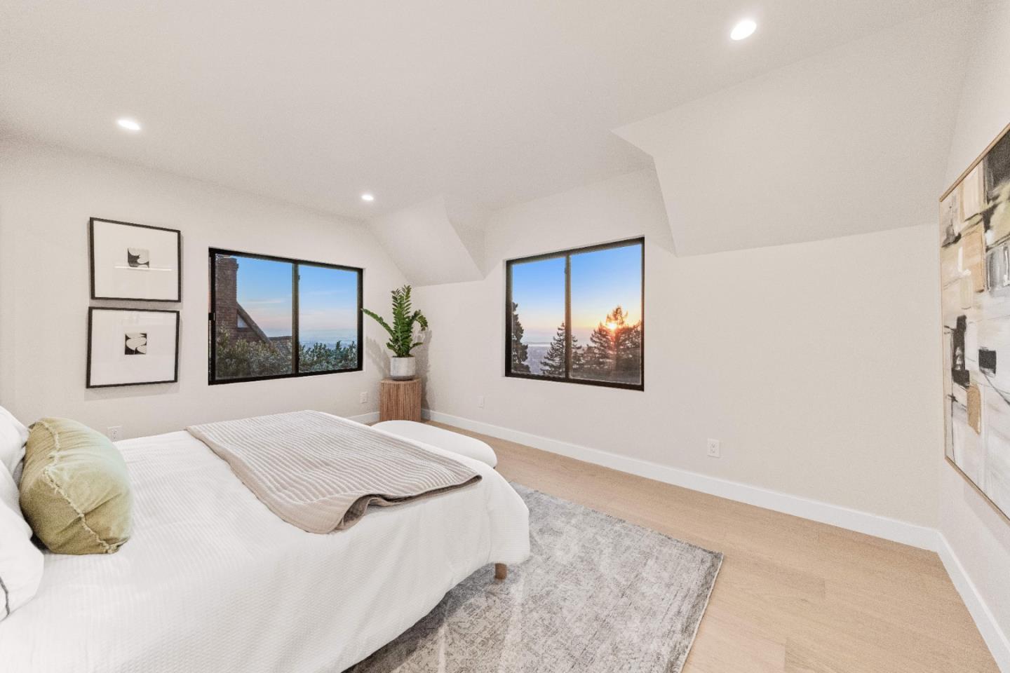 Detail Gallery Image 29 of 41 For 770 Santa Barbara Rd, Berkeley,  CA 94707 - 5 Beds | 3/1 Baths