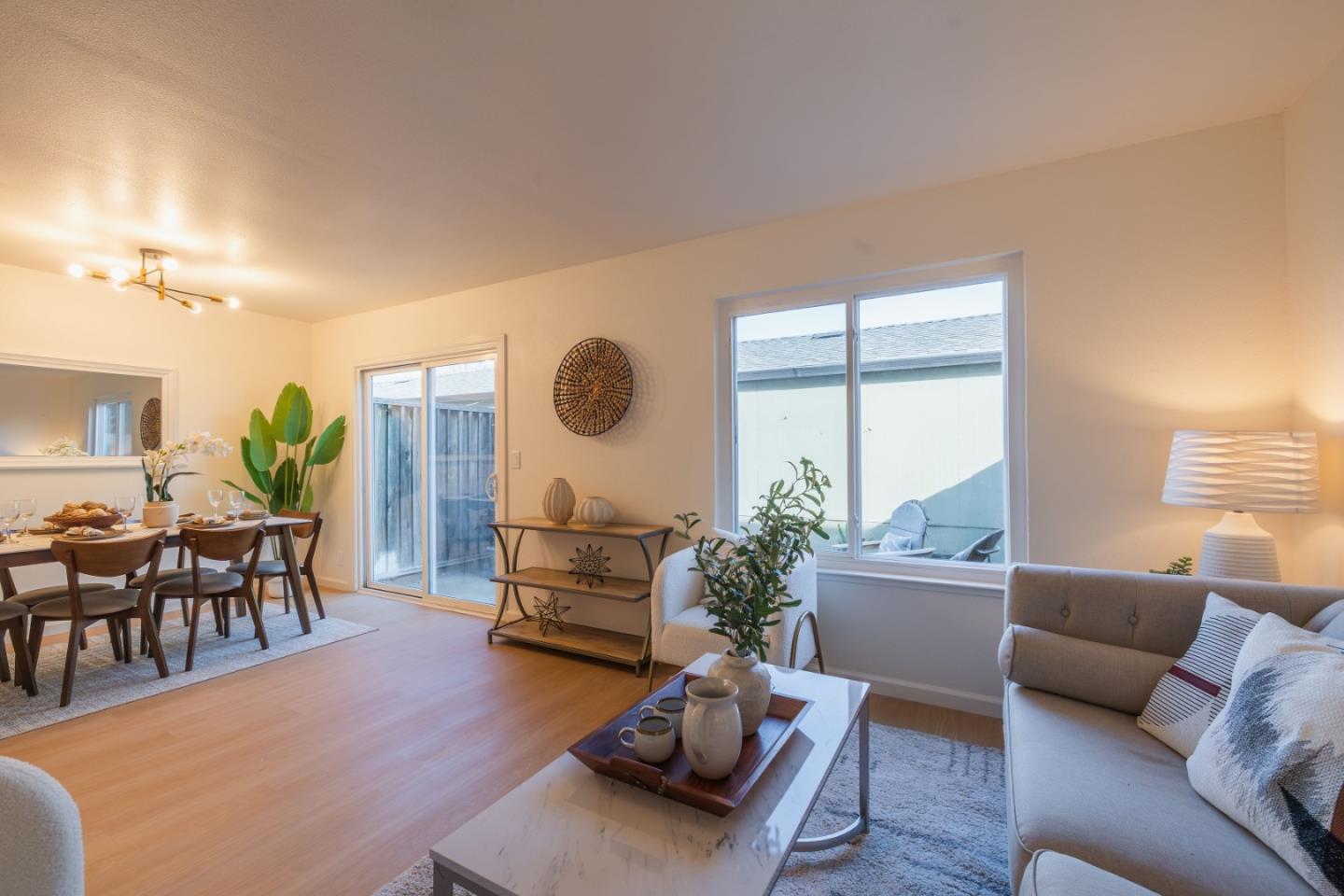 Detail Gallery Image 13 of 30 For 2005 Quadros Ln, San Jose,  CA 95131 - 4 Beds | 1/1 Baths