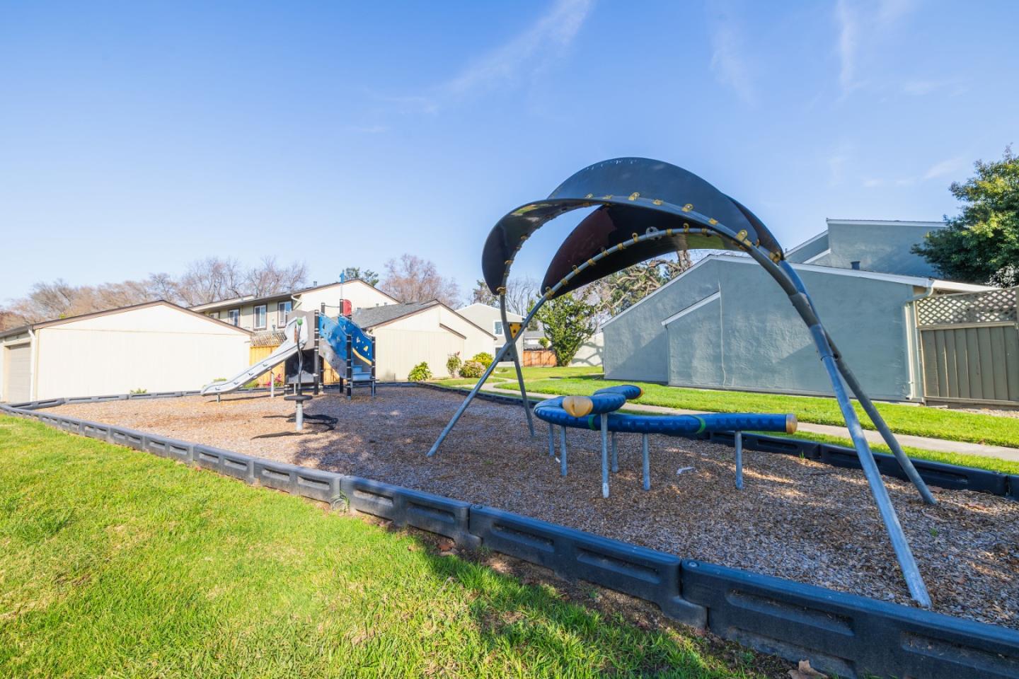 Detail Gallery Image 25 of 30 For 2005 Quadros Ln, San Jose,  CA 95131 - 4 Beds | 1/1 Baths