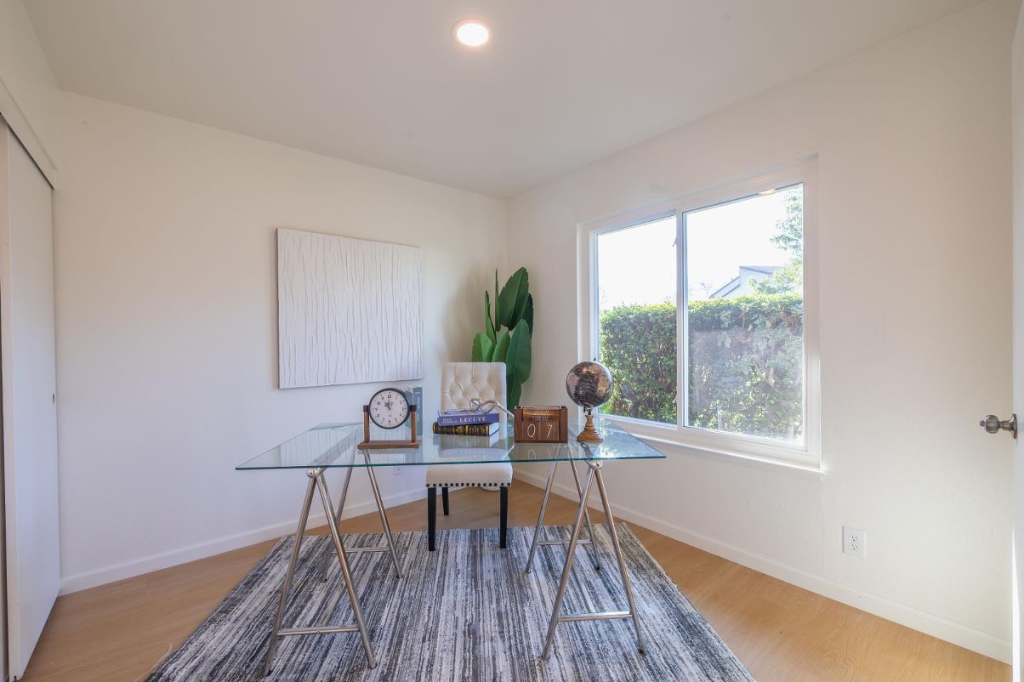 Detail Gallery Image 3 of 30 For 2005 Quadros Ln, San Jose,  CA 95131 - 4 Beds | 1/1 Baths