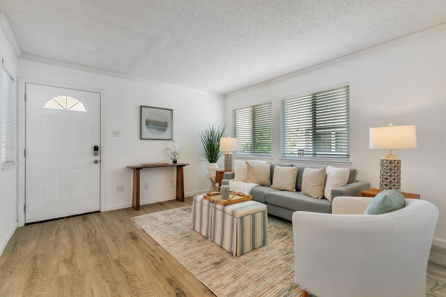 Detail Gallery Image 6 of 30 For 523 Sieber Pl, San Jose,  CA 95111 - 2 Beds | 1 Baths