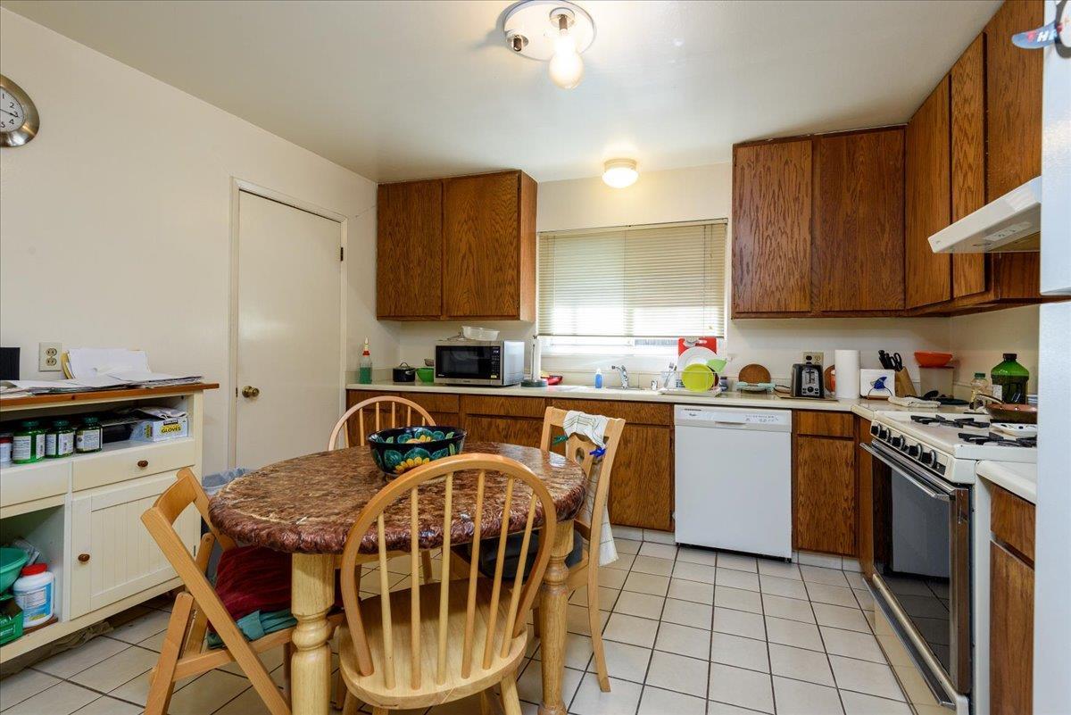 Detail Gallery Image 17 of 22 For 1931 Palm Ave, San Mateo,  CA 94403 - – Beds | – Baths