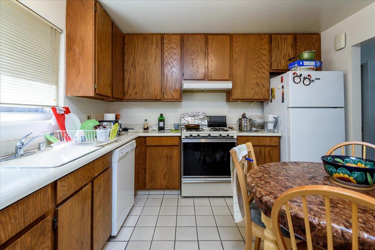 Detail Gallery Image 18 of 22 For 1931 Palm Ave, San Mateo,  CA 94403 - – Beds | – Baths