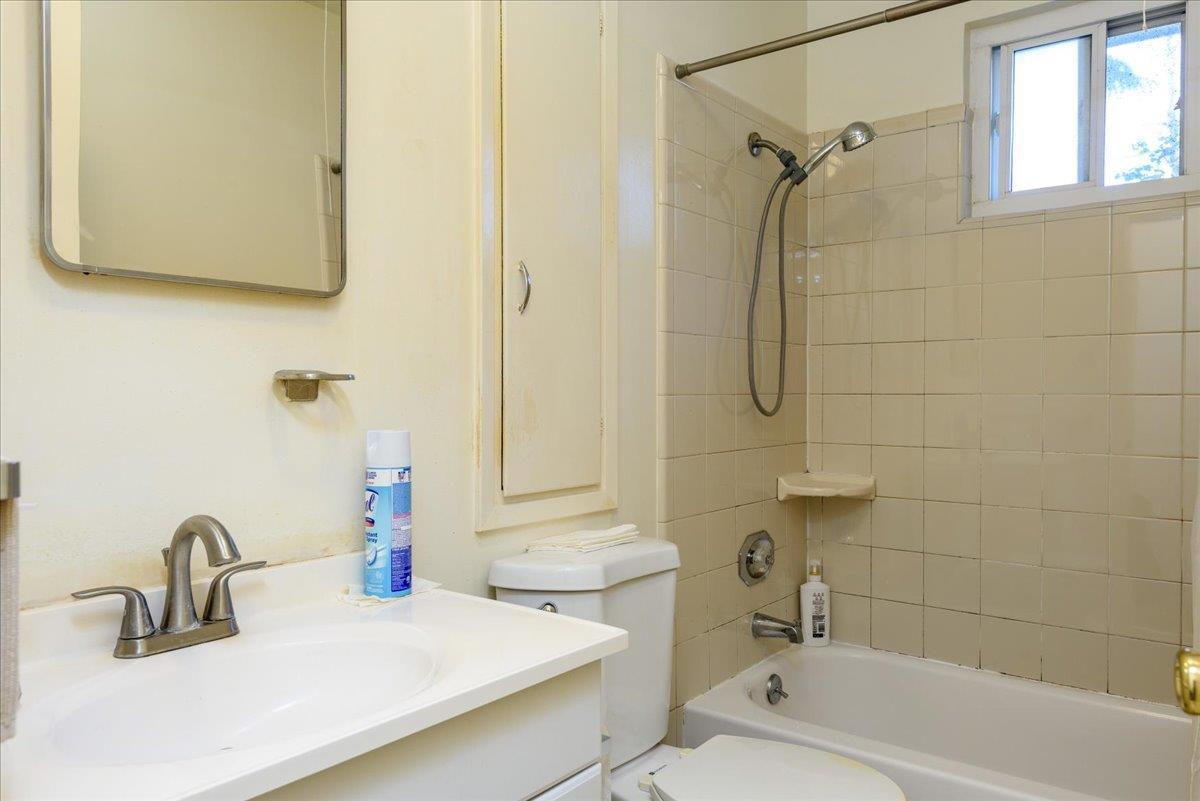 Detail Gallery Image 20 of 22 For 1931 Palm Ave, San Mateo,  CA 94403 - – Beds | – Baths