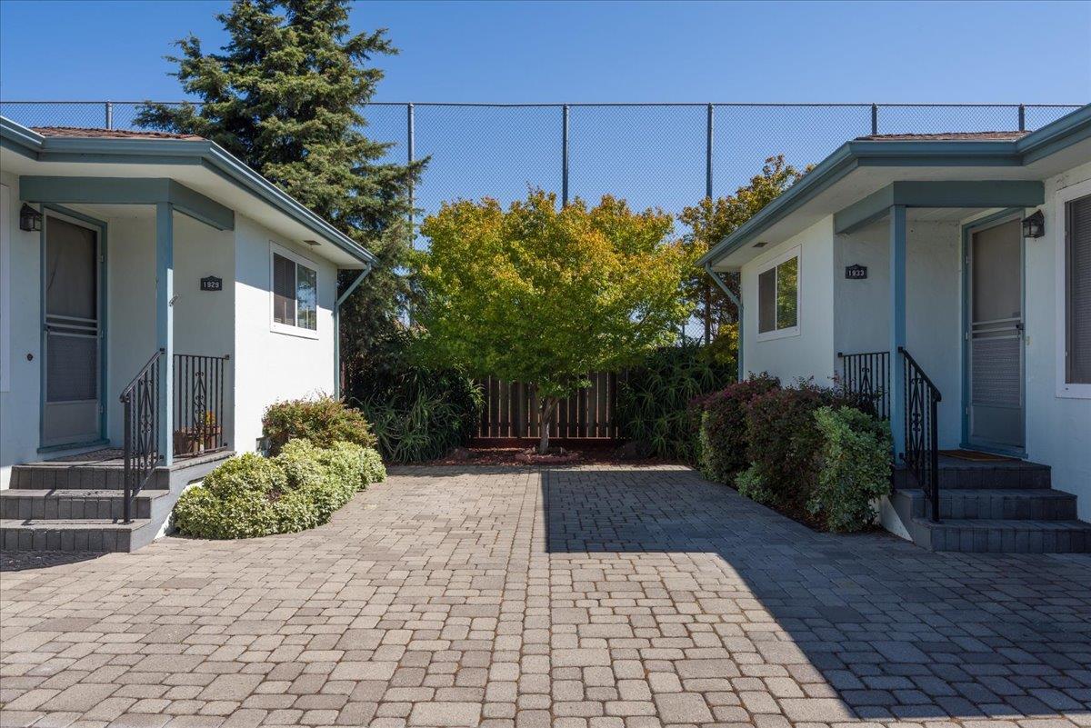 Detail Gallery Image 4 of 22 For 1931 Palm Ave, San Mateo,  CA 94403 - – Beds | – Baths