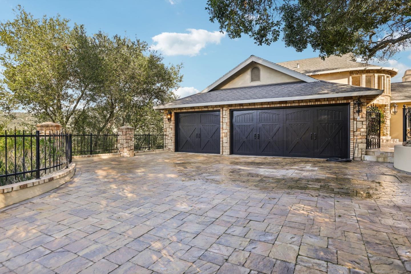 Detail Gallery Image 43 of 47 For 17864 Holiday Dr, Morgan Hill,  CA 95037 - 4 Beds | 3/1 Baths