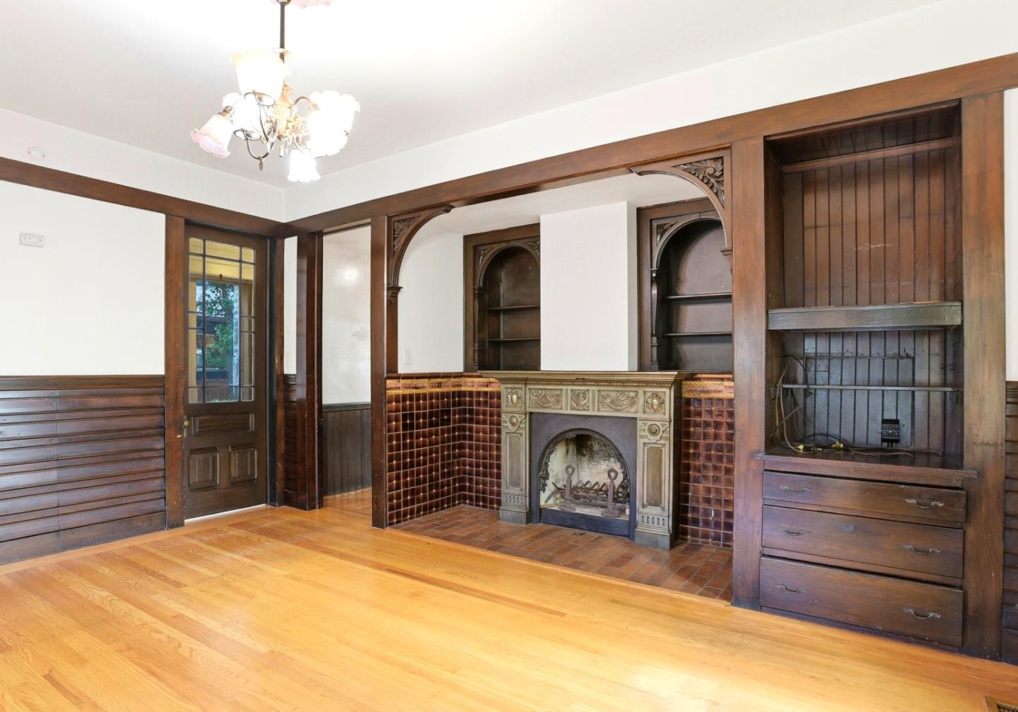 Detail Gallery Image 10 of 60 For 137 Elm St, San Mateo,  CA 94401 - 4 Beds | 3 Baths