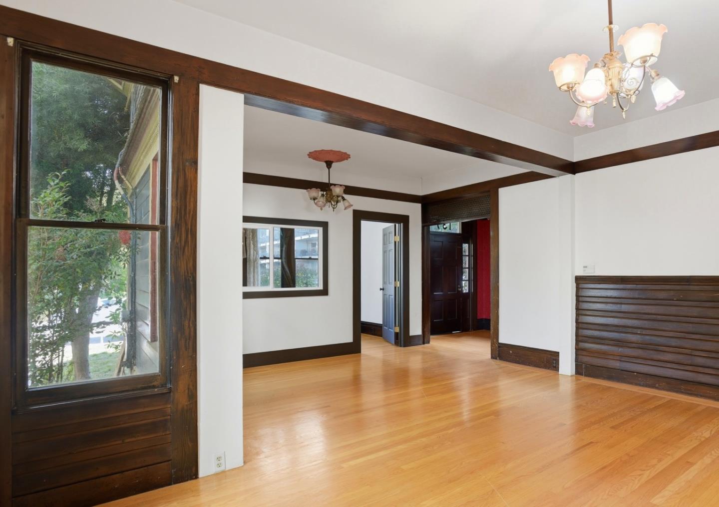 Detail Gallery Image 11 of 60 For 137 Elm St, San Mateo,  CA 94401 - 4 Beds | 3 Baths