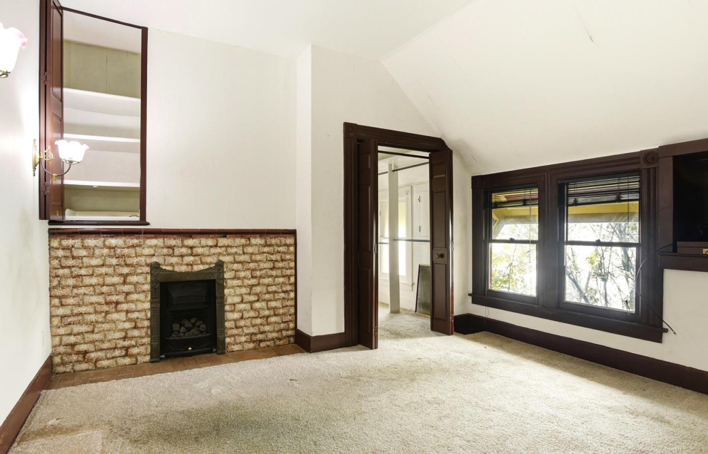 Detail Gallery Image 24 of 60 For 137 Elm St, San Mateo,  CA 94401 - 4 Beds | 3 Baths