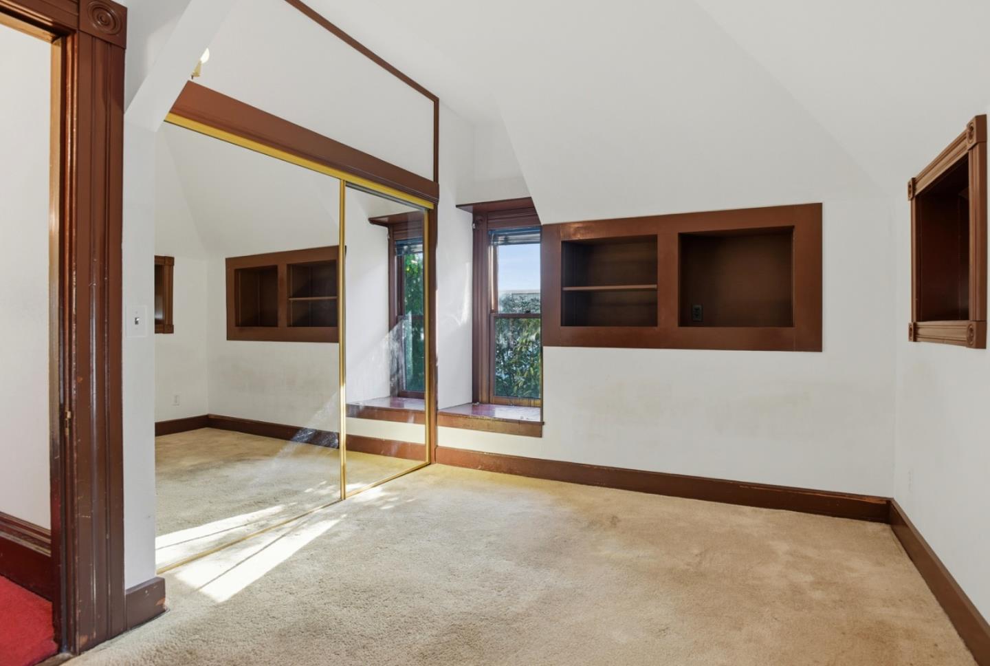 Detail Gallery Image 30 of 60 For 137 Elm St, San Mateo,  CA 94401 - 4 Beds | 3 Baths