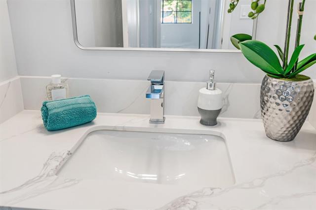 Detail Gallery Image 26 of 60 For 5155 Cribari Knls, San Jose,  CA 95135 - 2 Beds | 2 Baths