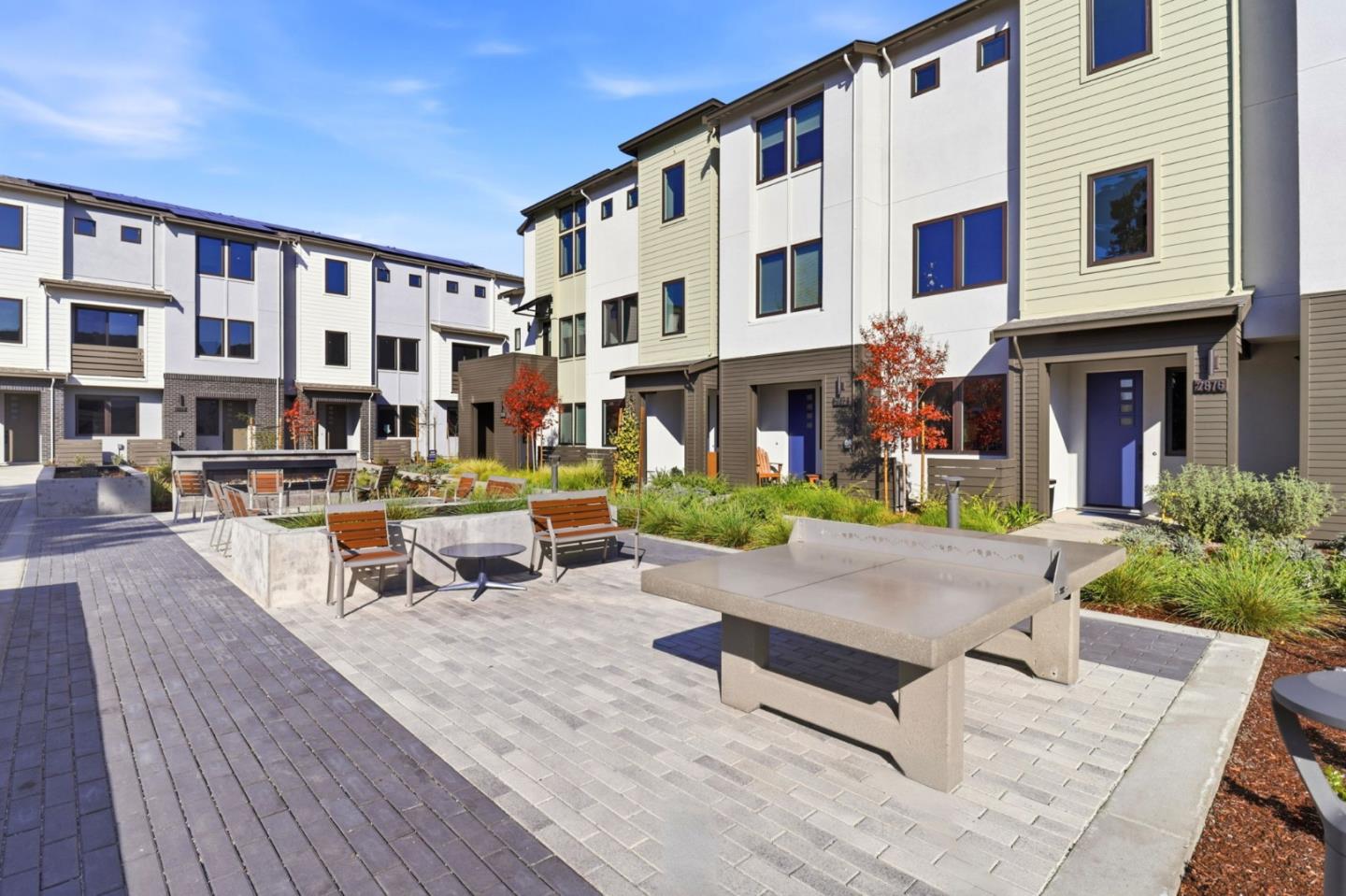 Detail Gallery Image 28 of 35 For 1112 Juana Ct, Palo Alto,  CA 94303 - 3 Beds | 3 Baths