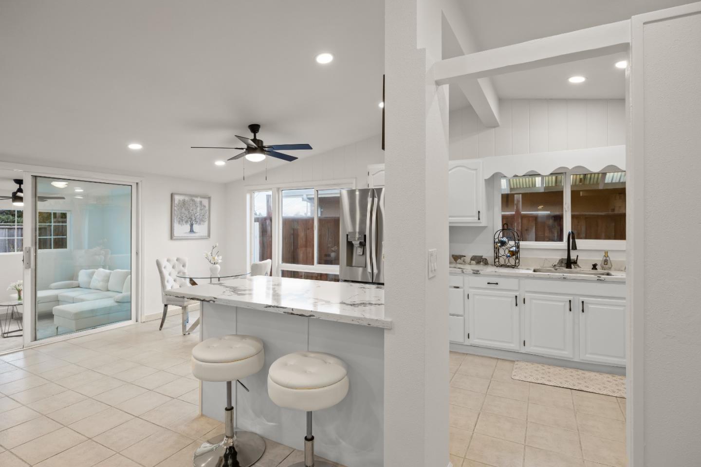 Detail Gallery Image 11 of 65 For 3332 Pepper Tree Ln, San Jose,  CA 95127 - 3 Beds | 1/1 Baths